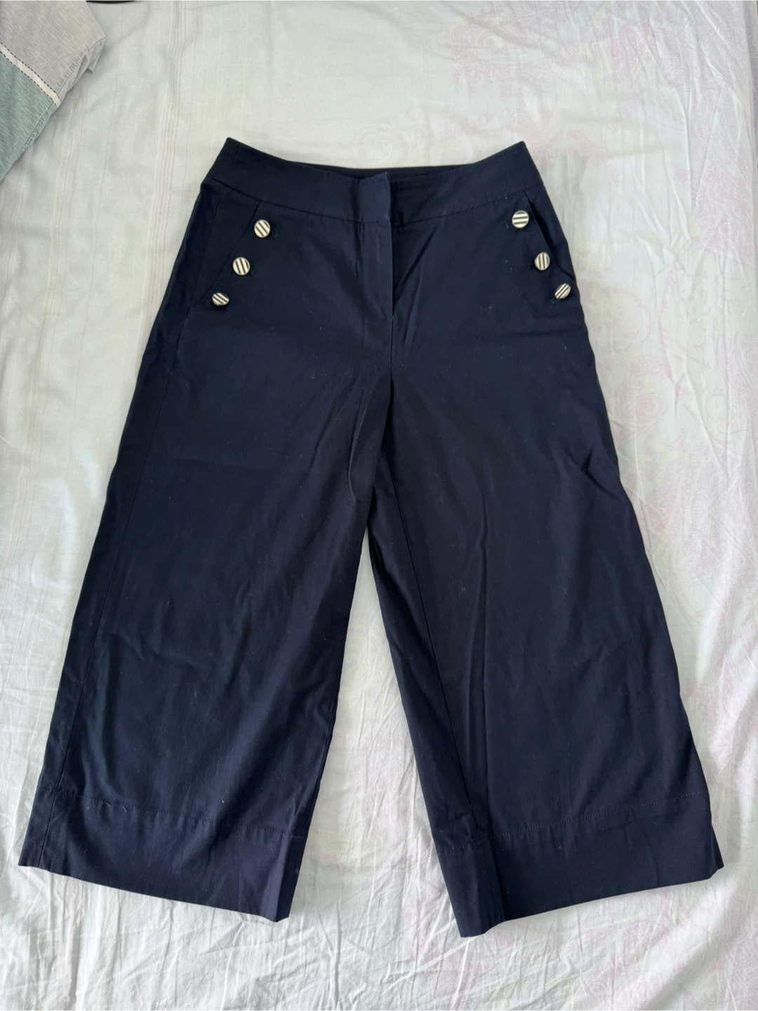Pants for women- m size