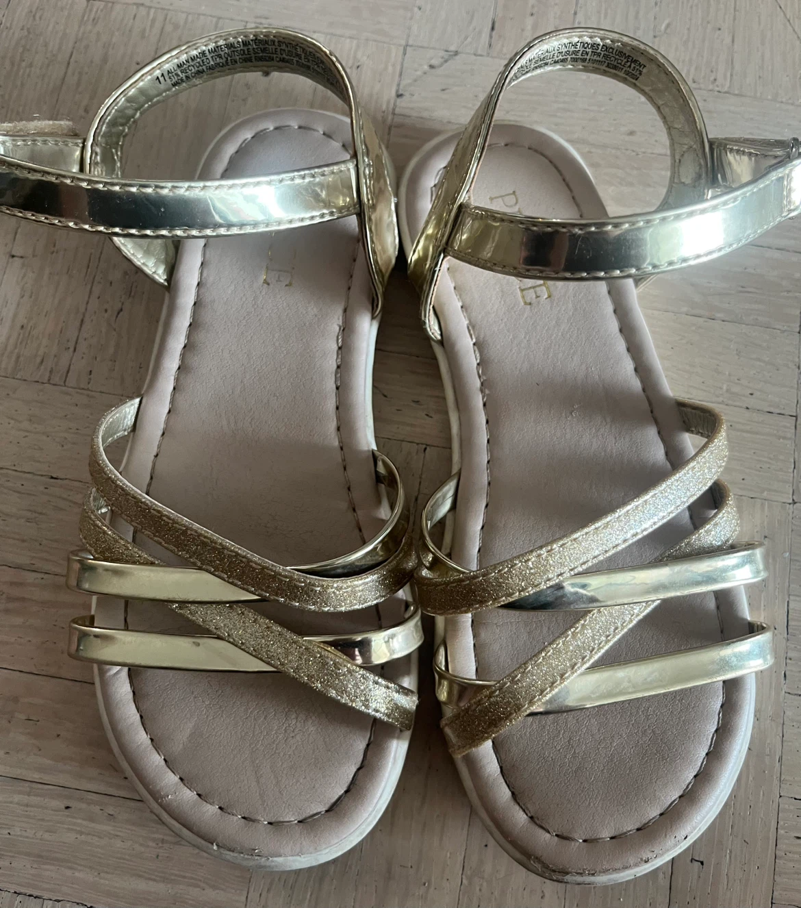 The Children's Place Gold Glitter Strappy Sandals Size 11