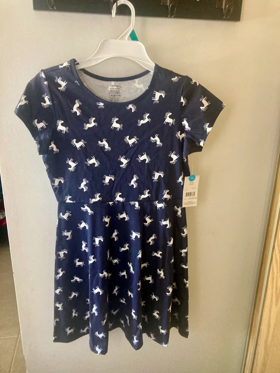 Girls dress