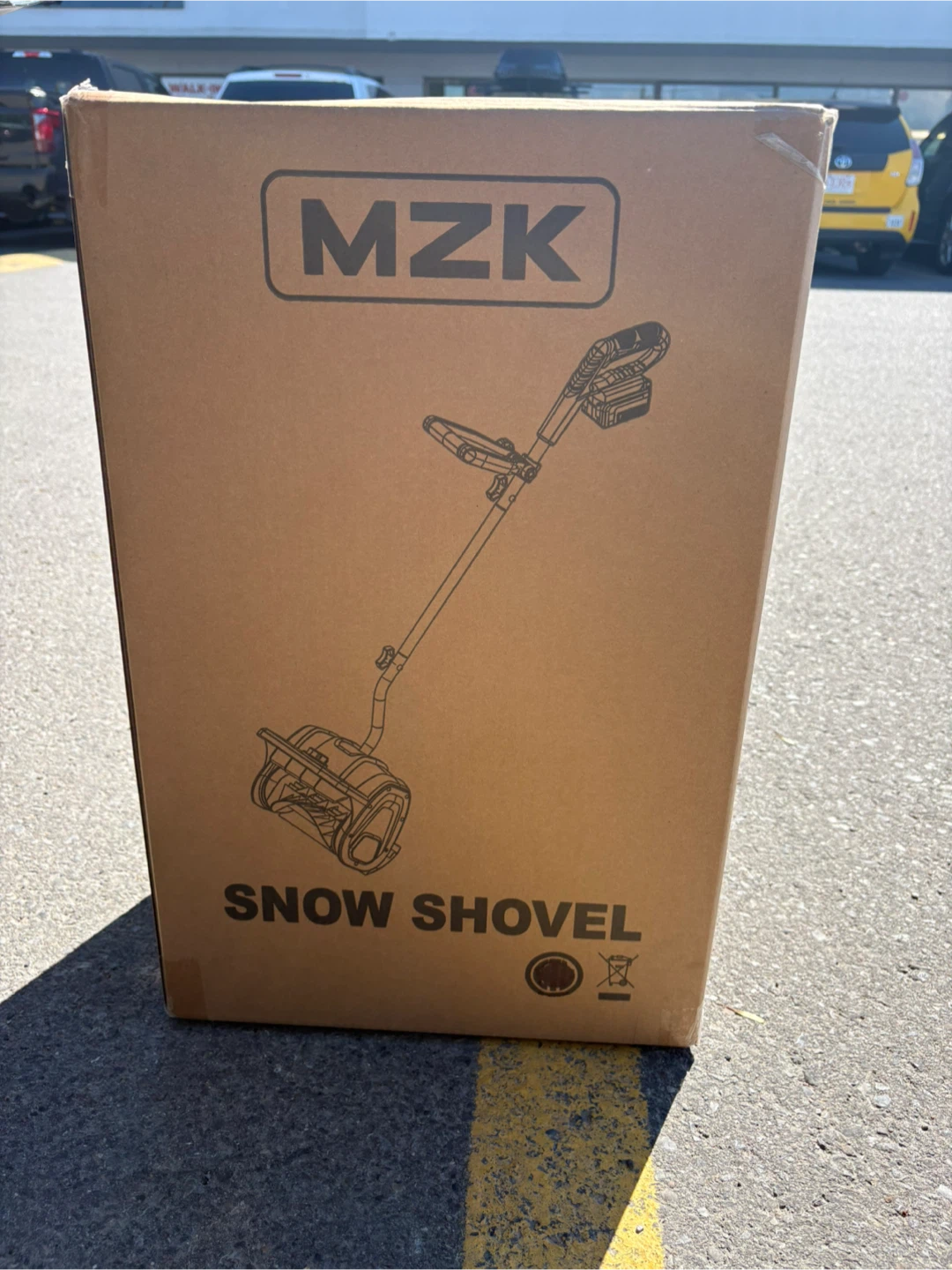 MZK Snow Shovel