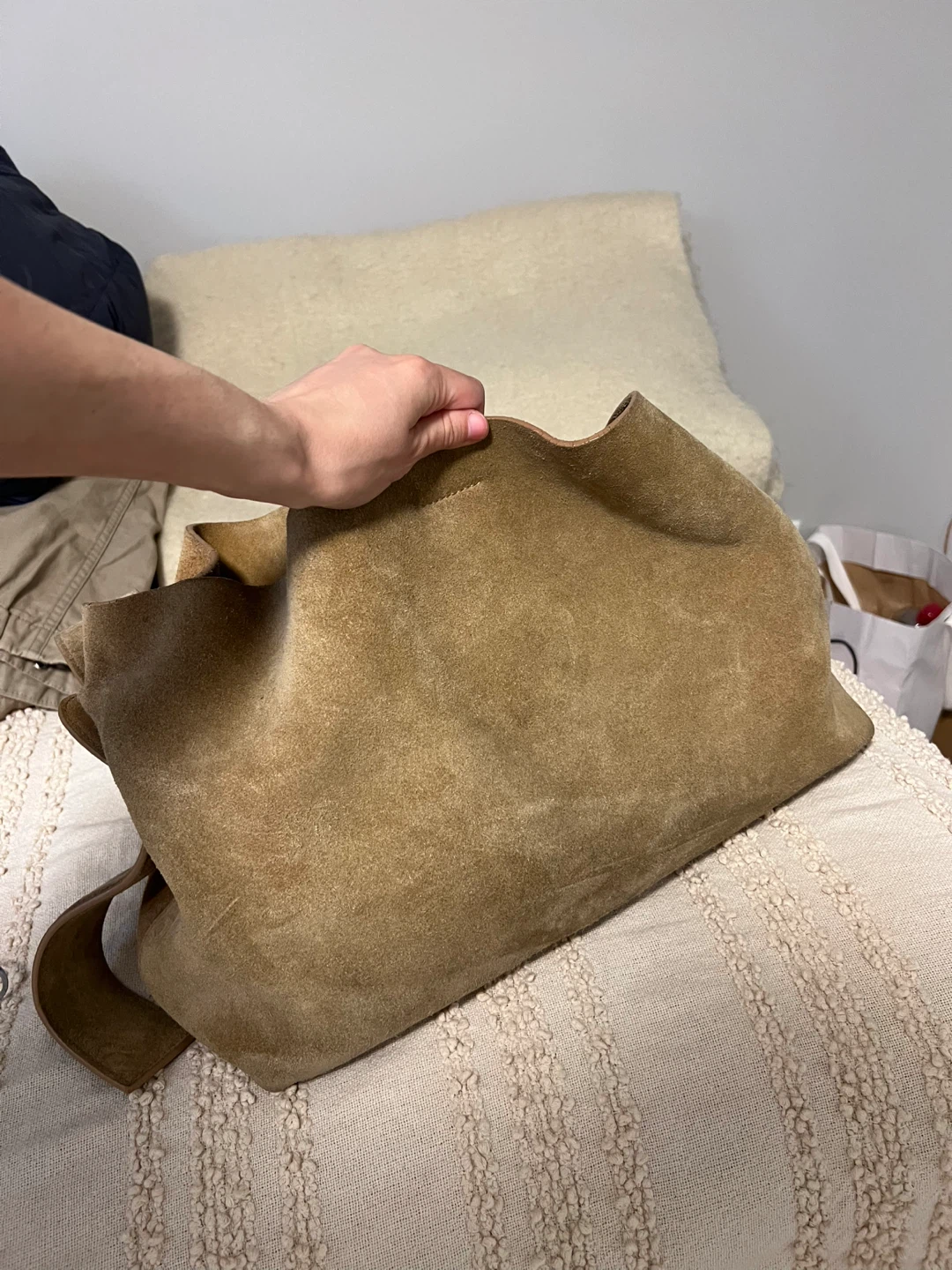 Arket Suede Shoulder Bag - photo 4