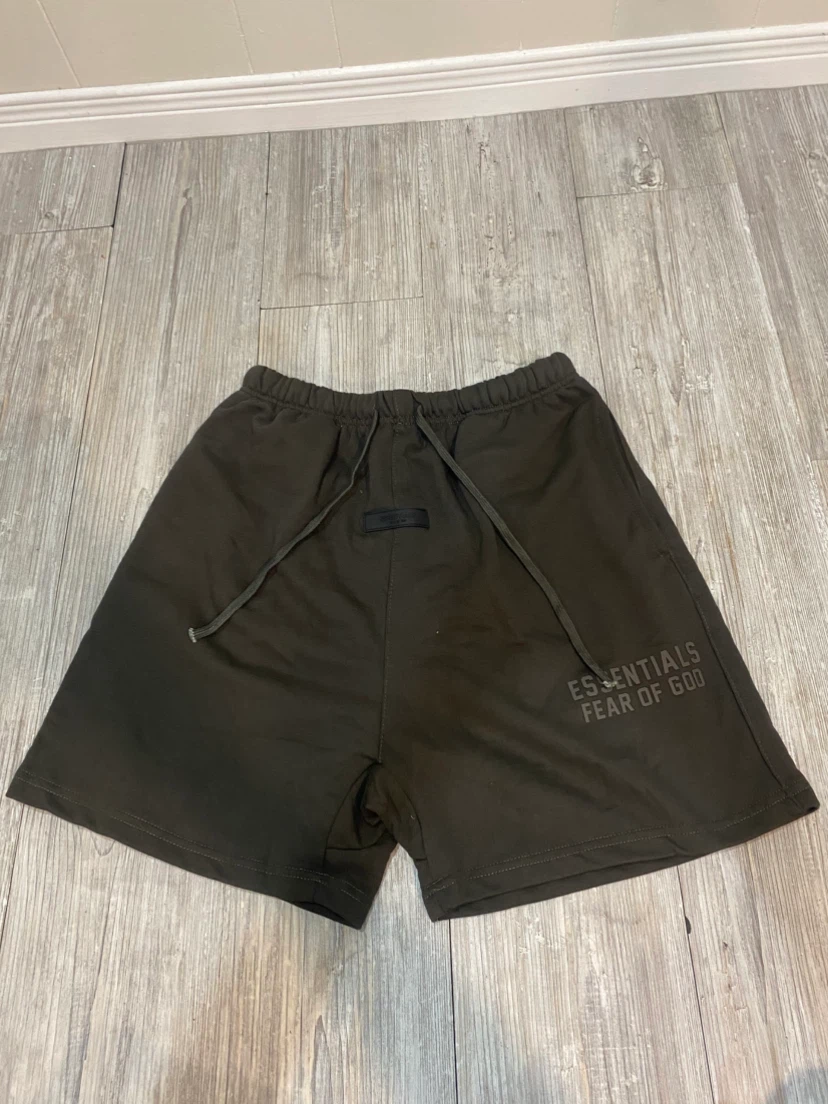 ESSENTIALS Fear of God Shorts
