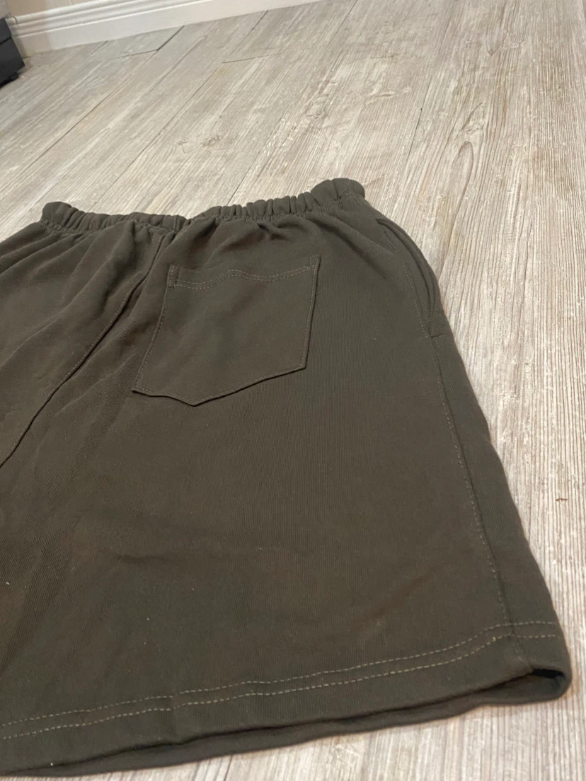 ESSENTIALS Fear of God Shorts - photo 5