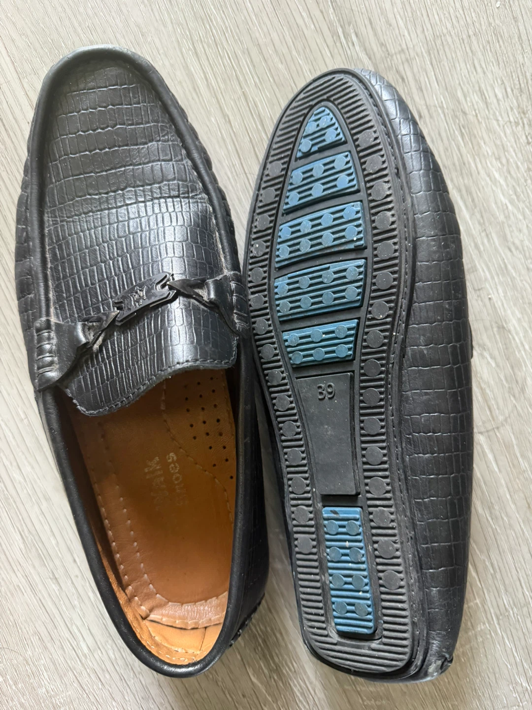 Black Crocodile Loafers Size 39 - photo 2