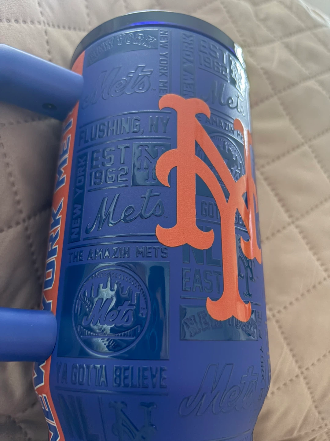Frostbuddy New York Mets 40 Oz Colossal Tumbler Water Bottle - photo 3