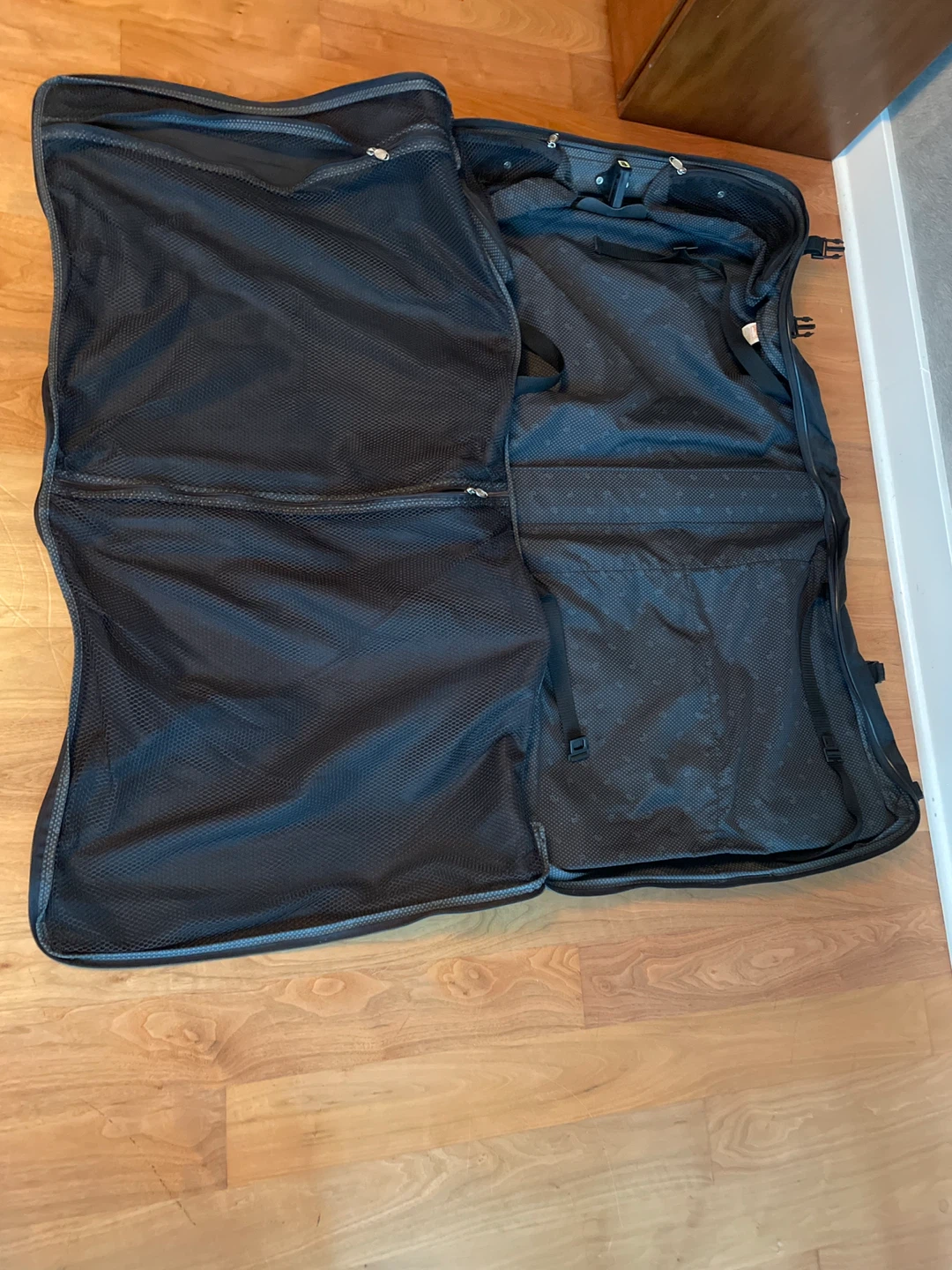 Black Garment Bag - photo 3