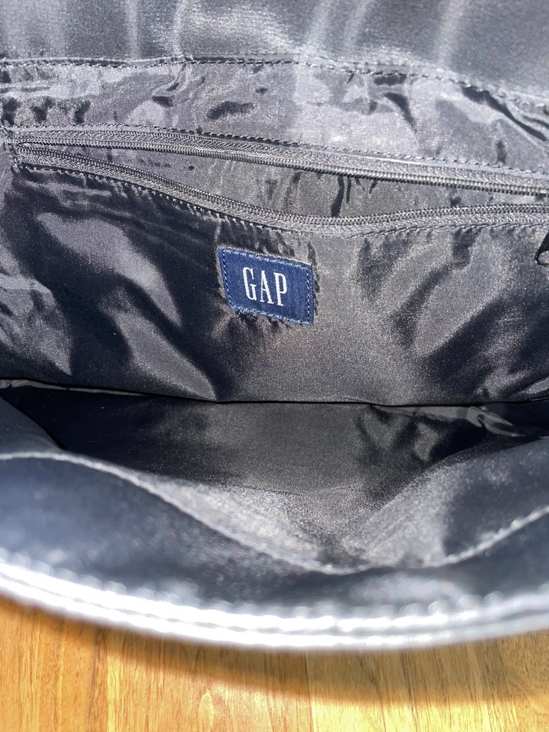 GAP Messenger Bag - photo 3