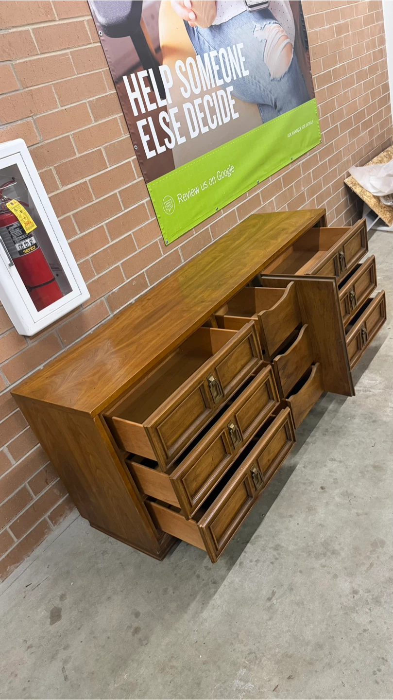Stanley Solid Wood Dresser with 9 Drawers - photo 5