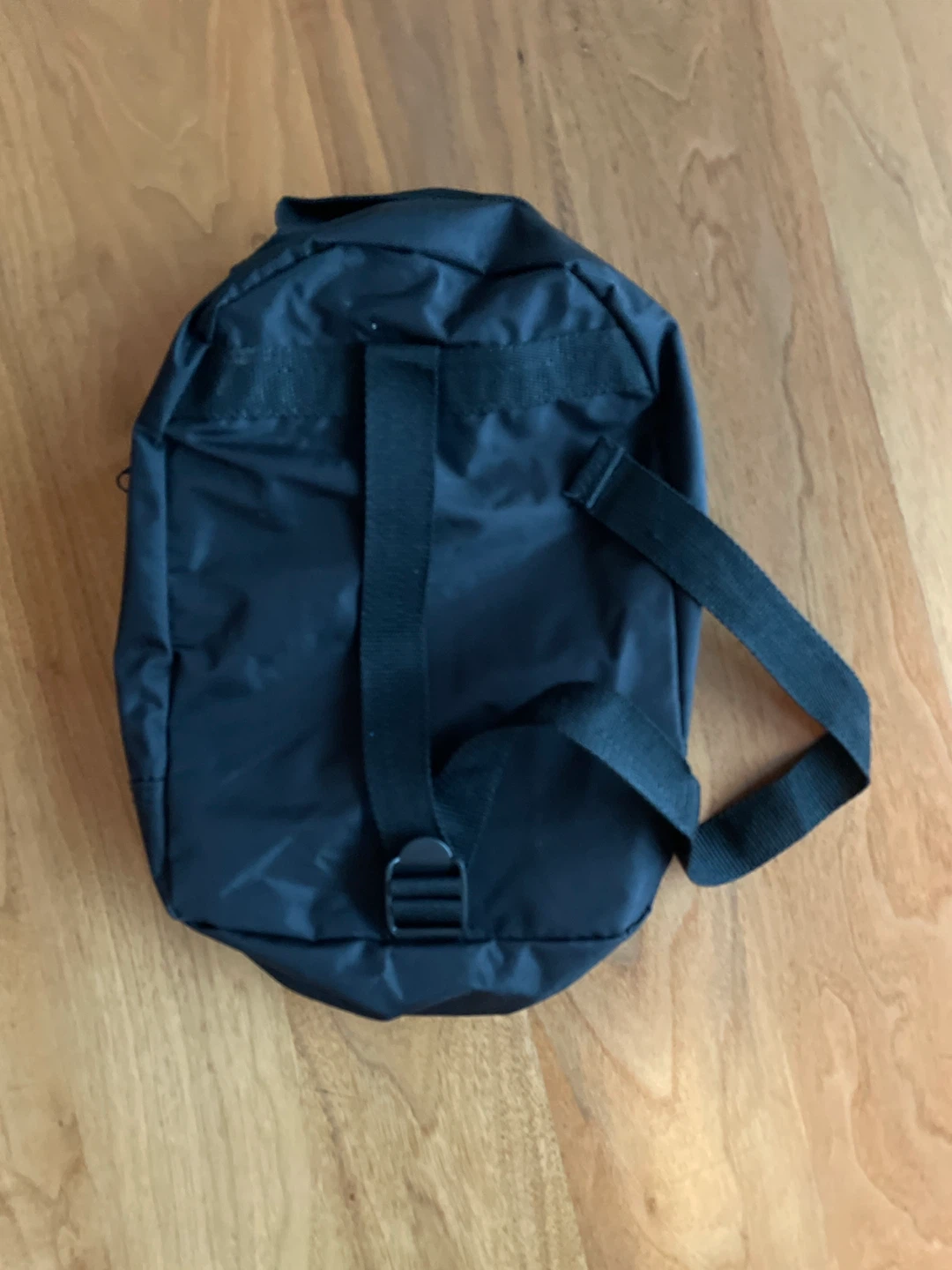 Black sling bag - photo 2