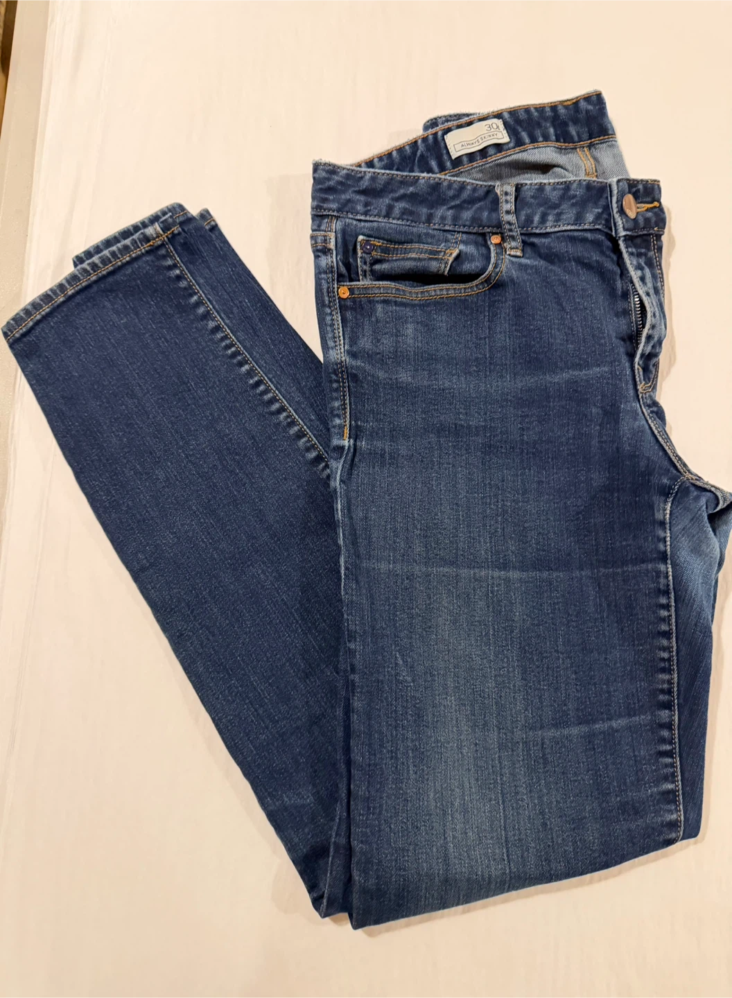 Womens 30L mid-rise  Gap Always Skinny Jeans