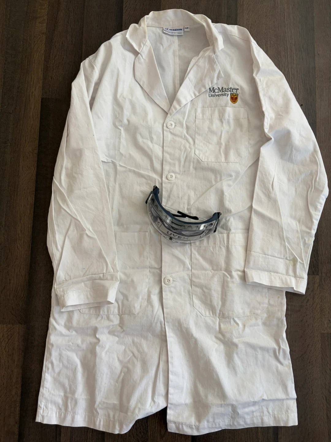 Meridian McMaster University Lab Coat with UVEX Goggles
