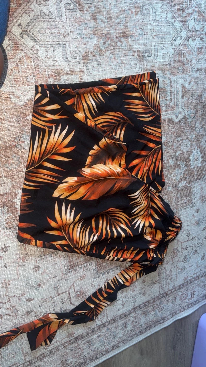 Sheer printed dress with ruffle trim - photo 3