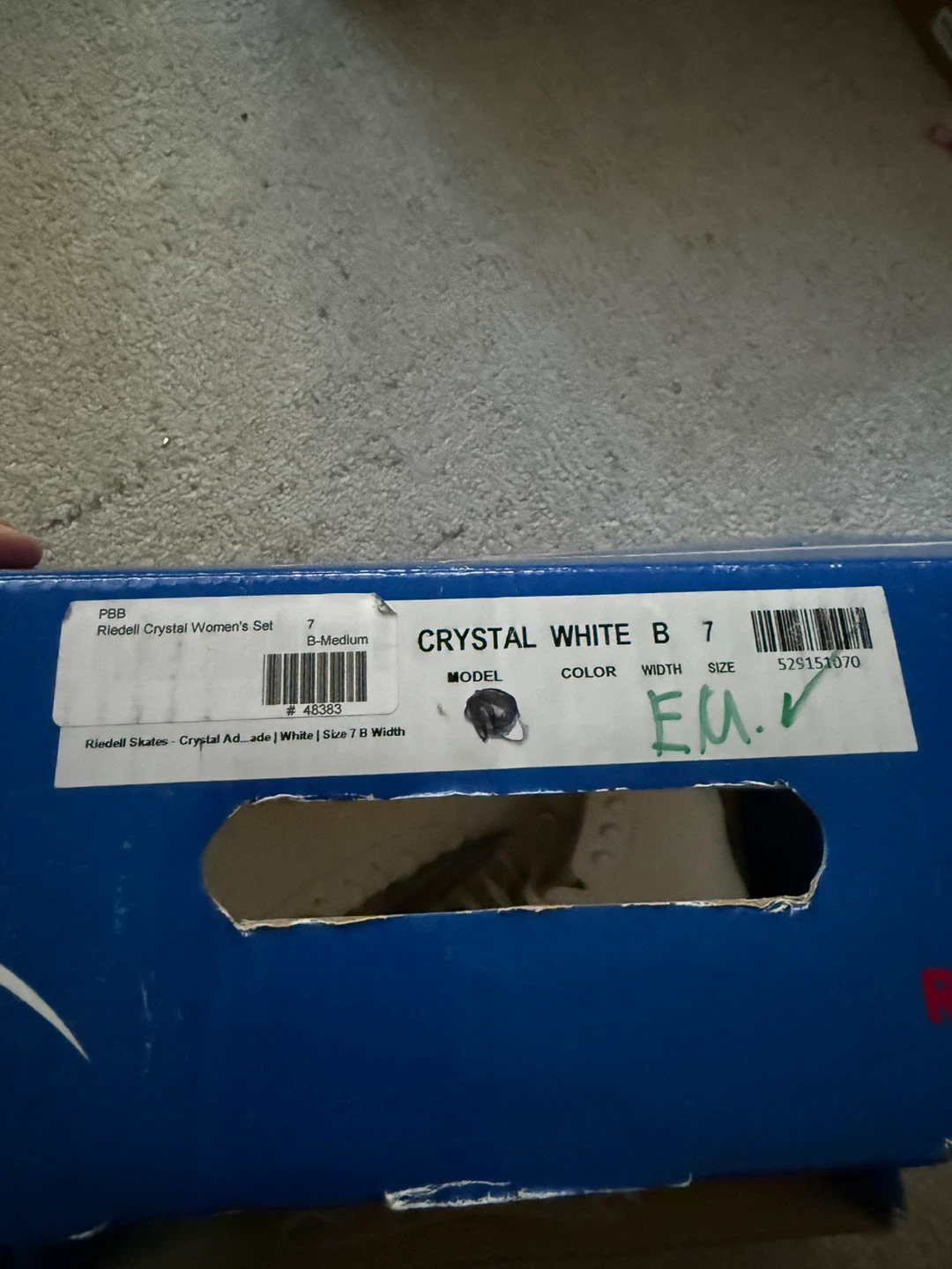 White Figure Skates 7 B-Medium - photo 3