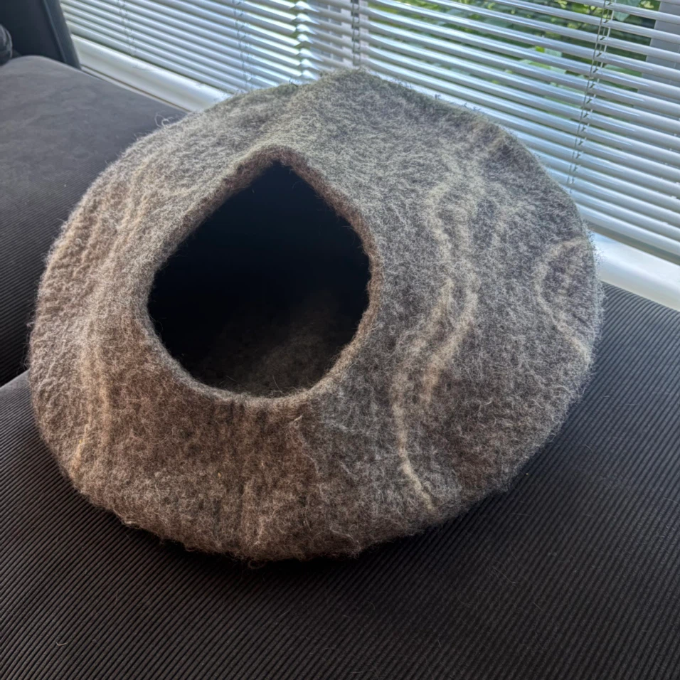MEOWFIA Premium Felt Cat Bed Cave - Dark Grey, Large - photo 3
