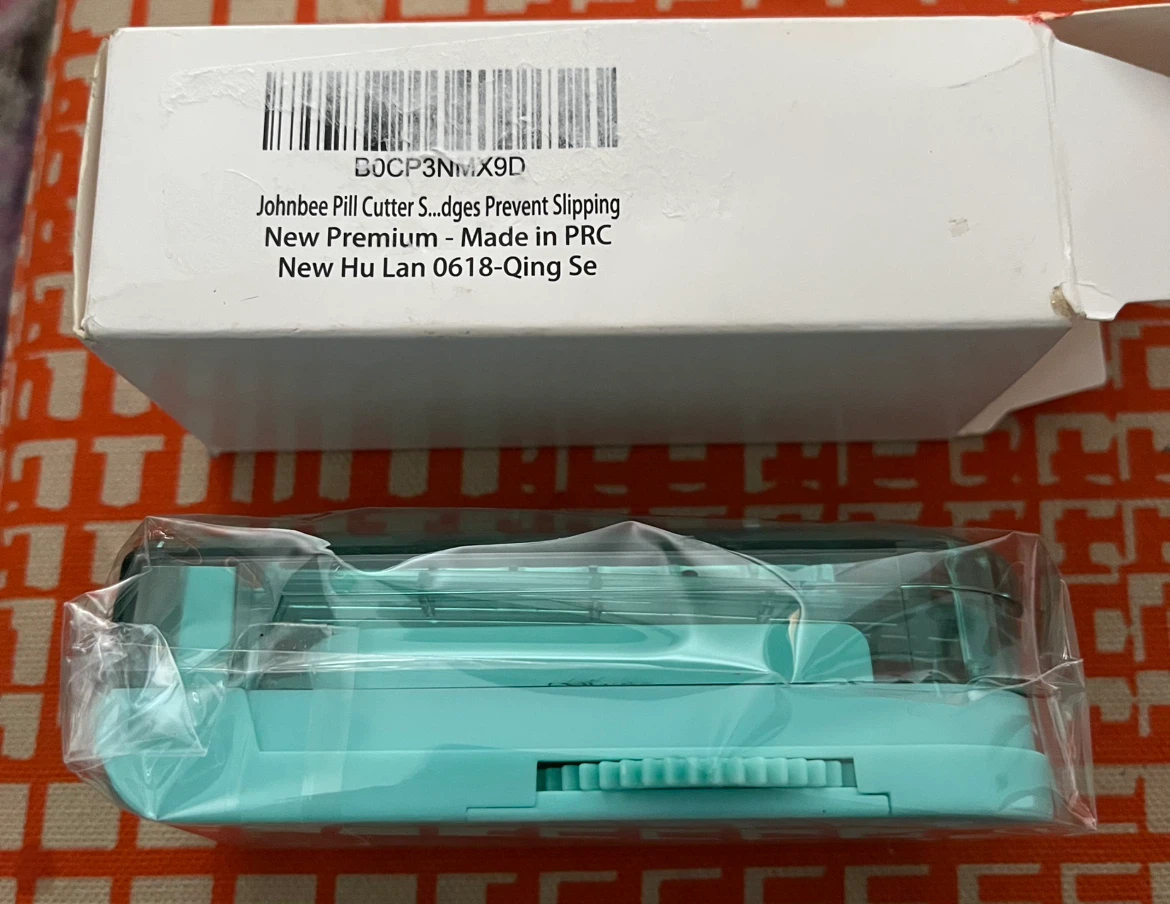 Johnbee Pill Cutter - photo 2