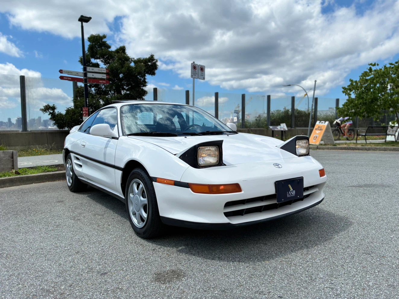1991 Toyota MR2 Coupe – Classic Mid-Engine Sports Car - photo 4