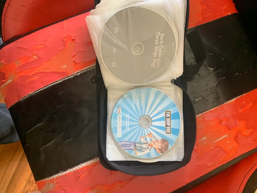 DVD Carrying Case with Various Kids' Movies - photo 3