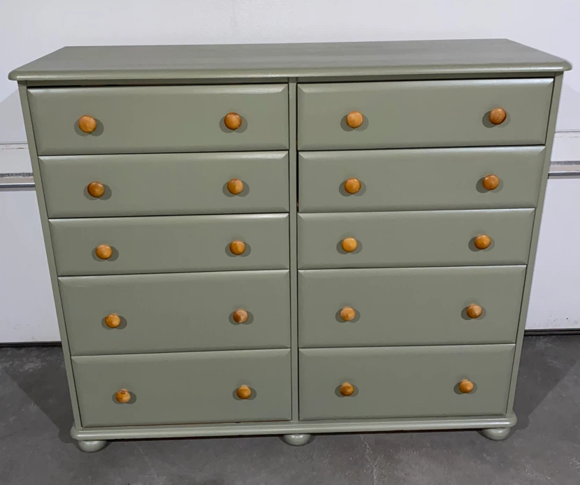 Hardwood Long dresser Acacia Pear & Maple 10 drawers