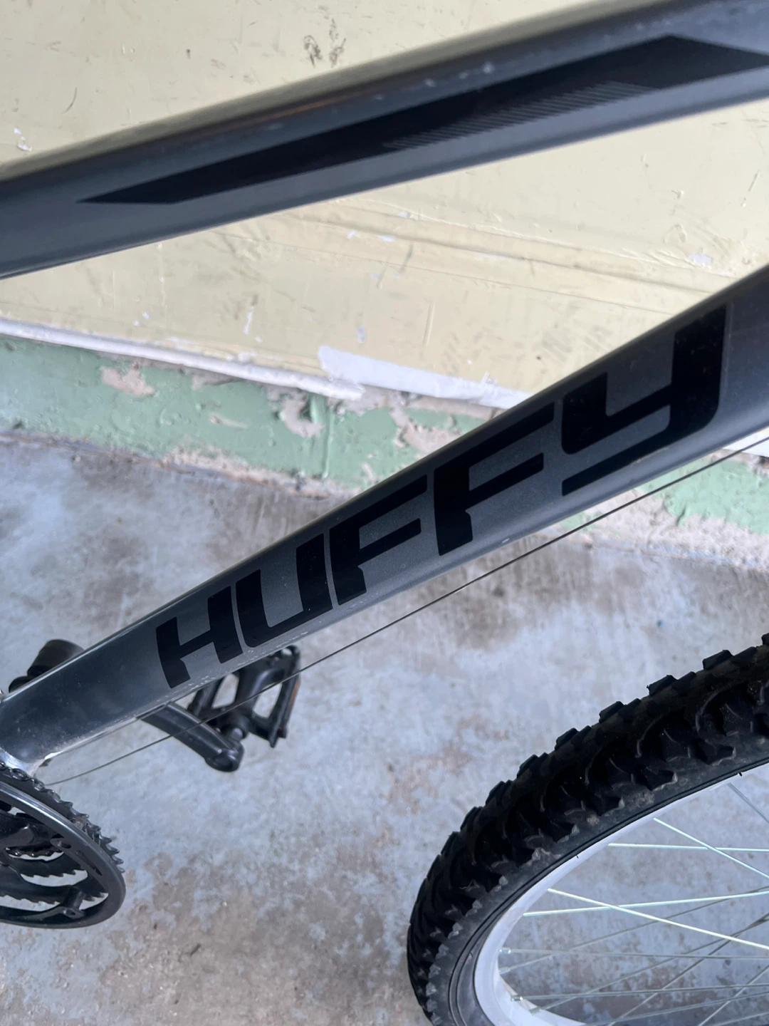 24 inch huffy Rock Creek Mountain Bike(fairly new)
