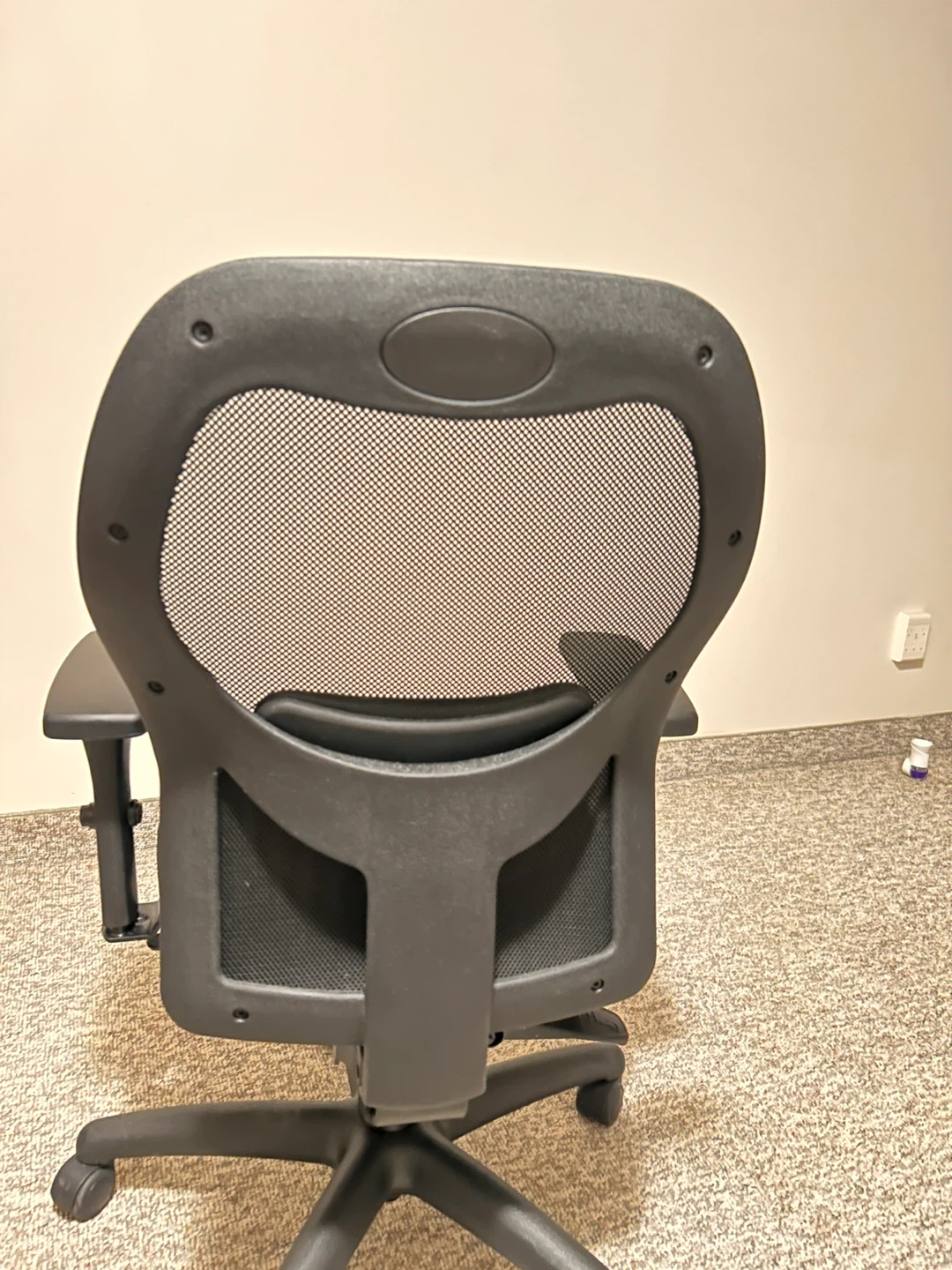 Black Mesh Office Chair - photo 4