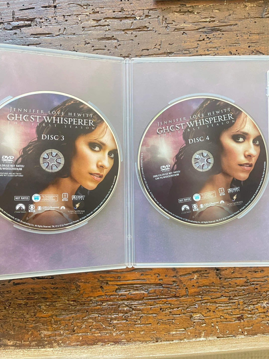 Ghost Whisperer The First Season DVD Box Set - photo 5