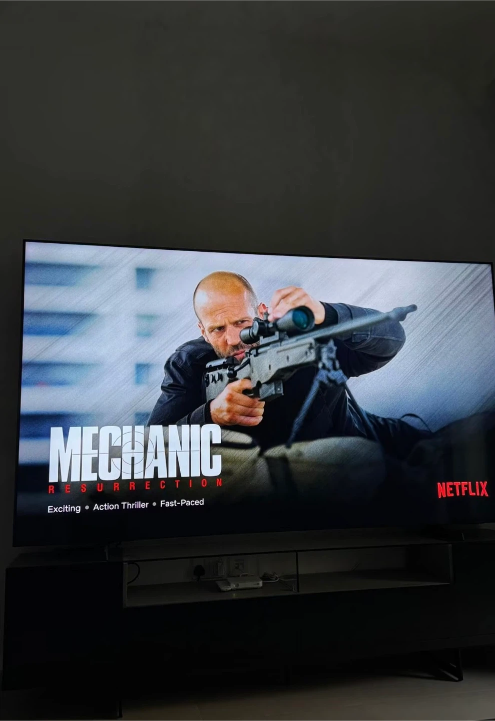 Samsung 98" QLED 4K Smart TV - photo 3