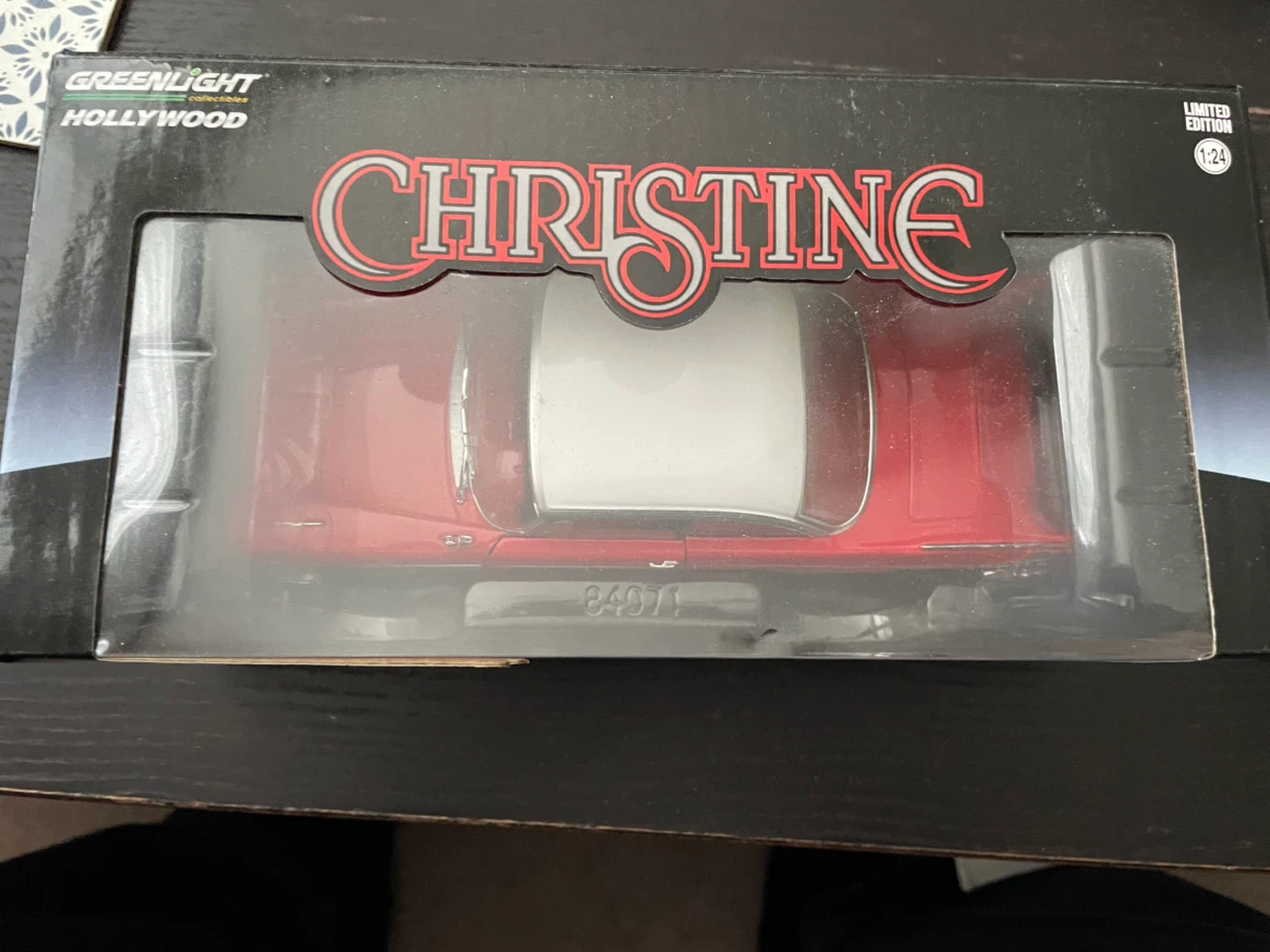 Greenlight 1958 Plymouth Fury Christine Diecast Model 1:24 - photo 2