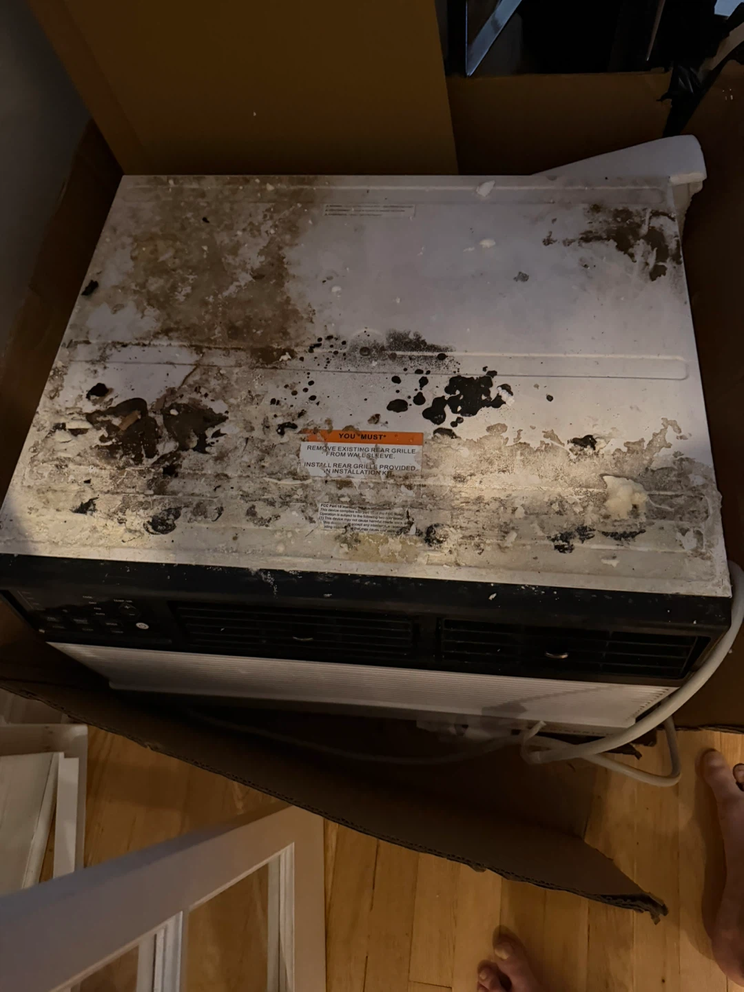 Friedrich UCT12A30A Window Air Conditioner - photo 2