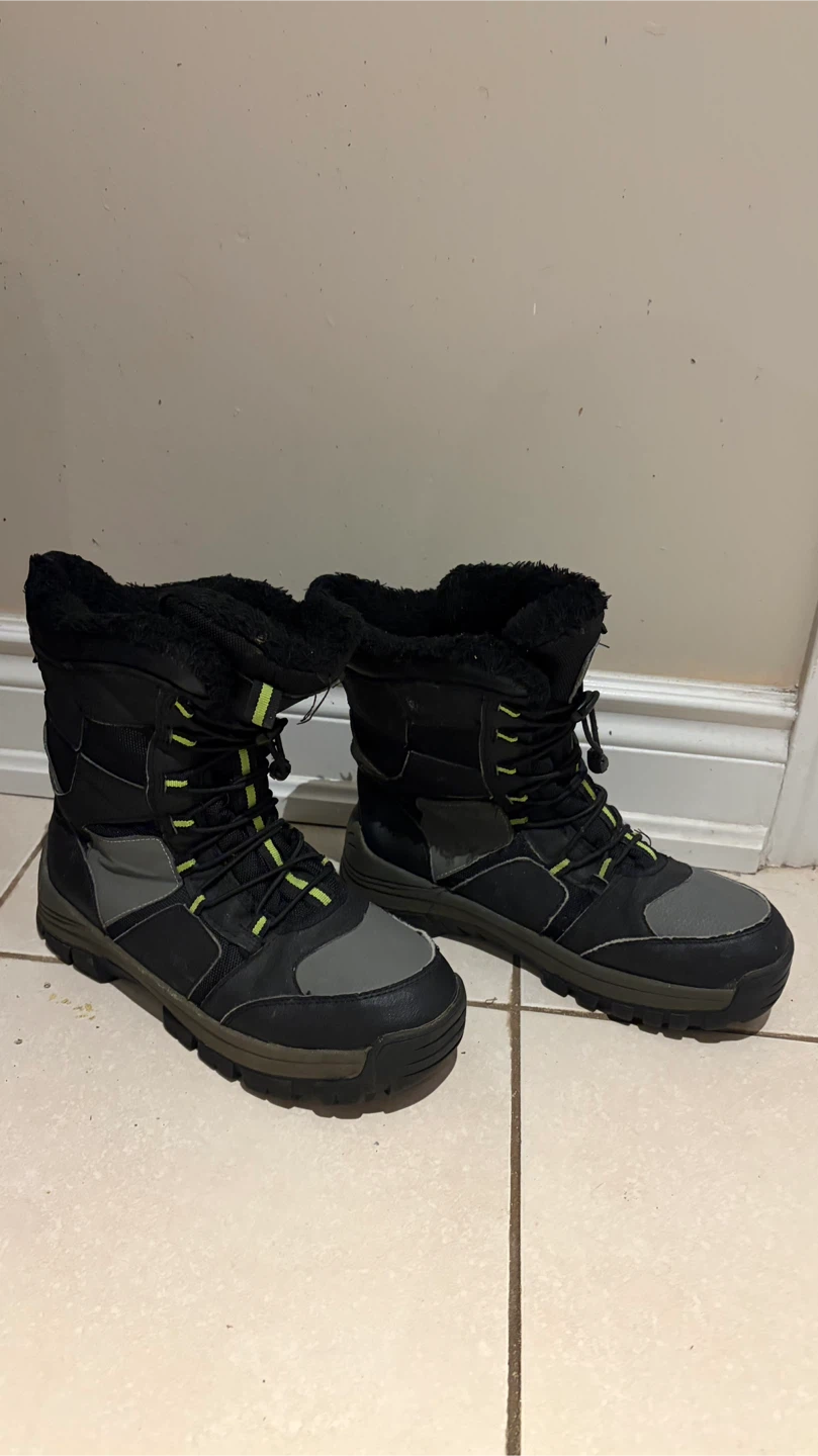 Philip Winter Boots - Size 8