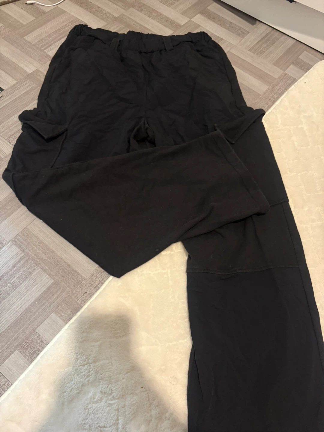 Forever 21 Black Cargo Pants Size L