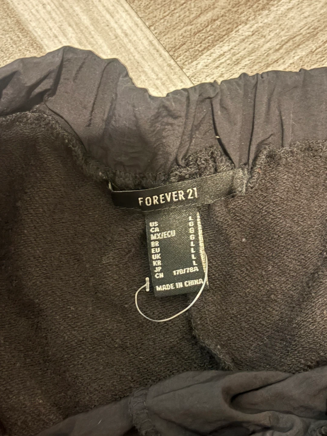 Forever 21 Black Cargo Pants Size L - photo 3