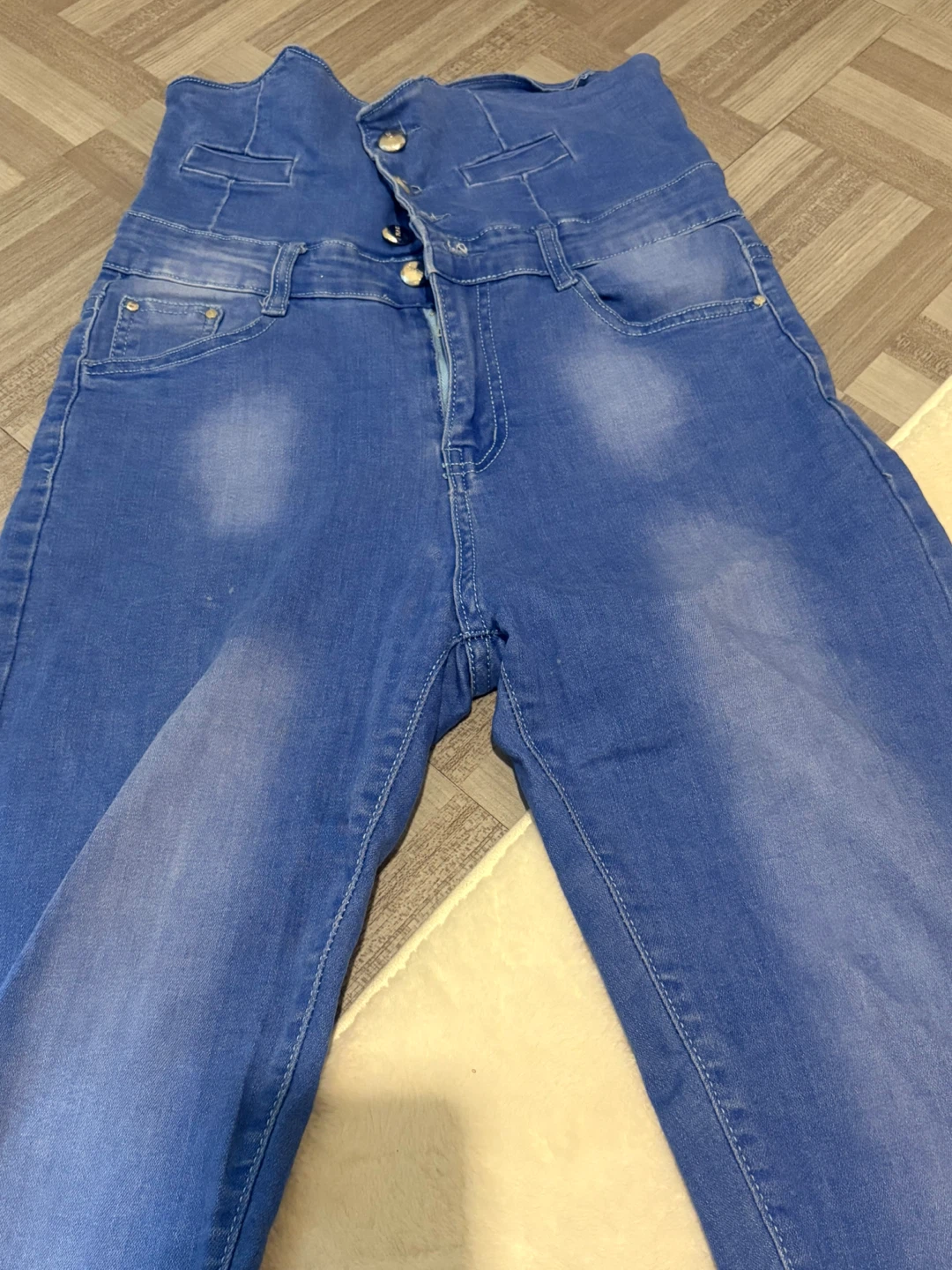 Women's Blue High-Waisted Denim Jeans