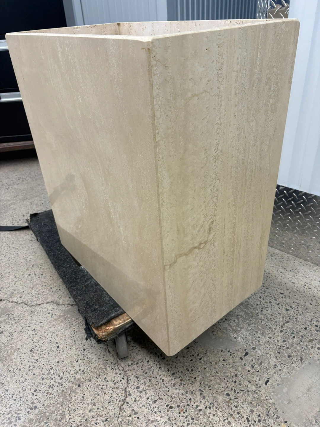 Granite table - photo 4