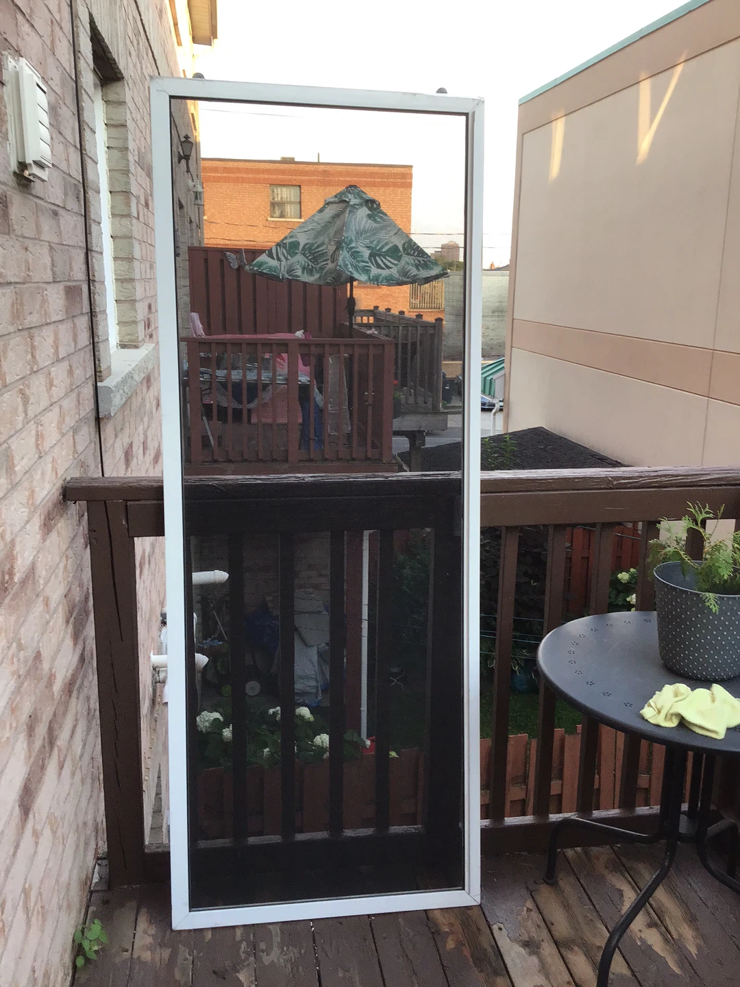 White Screen Door - photo 2