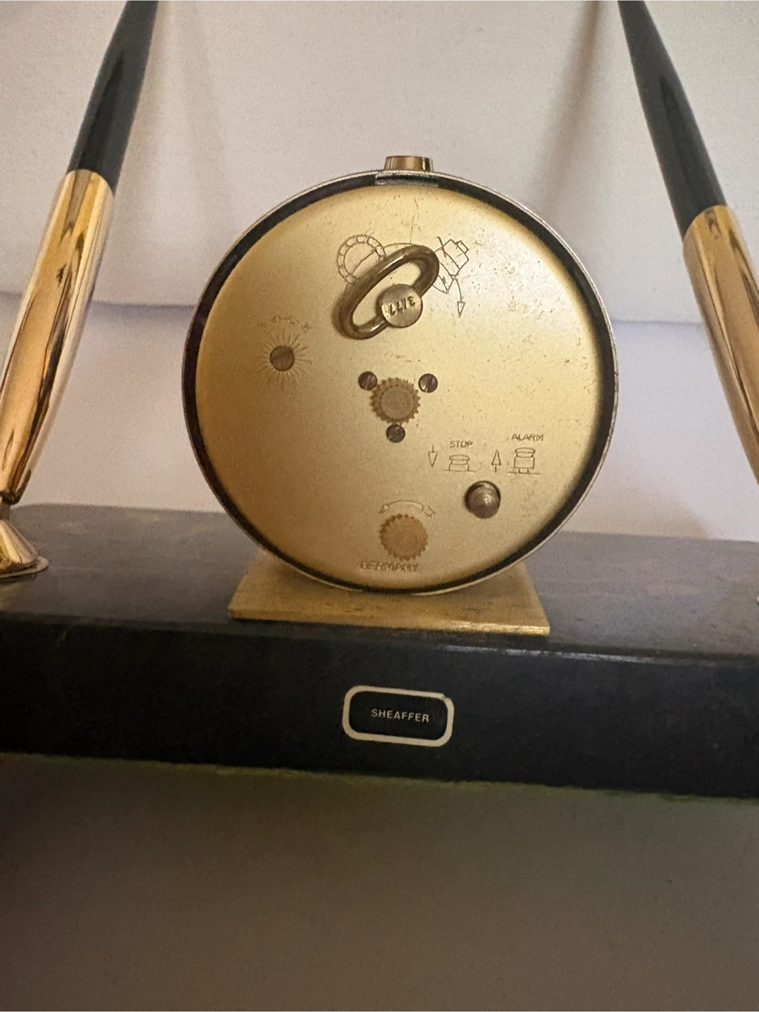 Vintage Sheaffer Desk Set with Alarm Mechanical Clock - photo 3