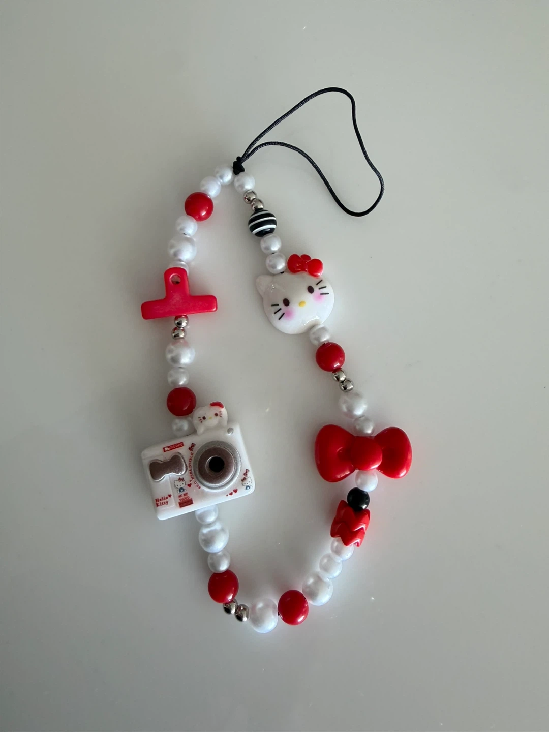 Brand New Hello Kitty Phone Charm Beaded Lanyard