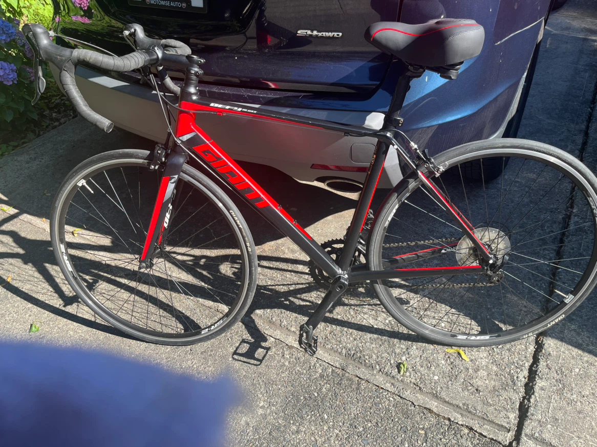 2015 Giant Defy 3 Road Bike | Shimano Sora | Excellent Condition