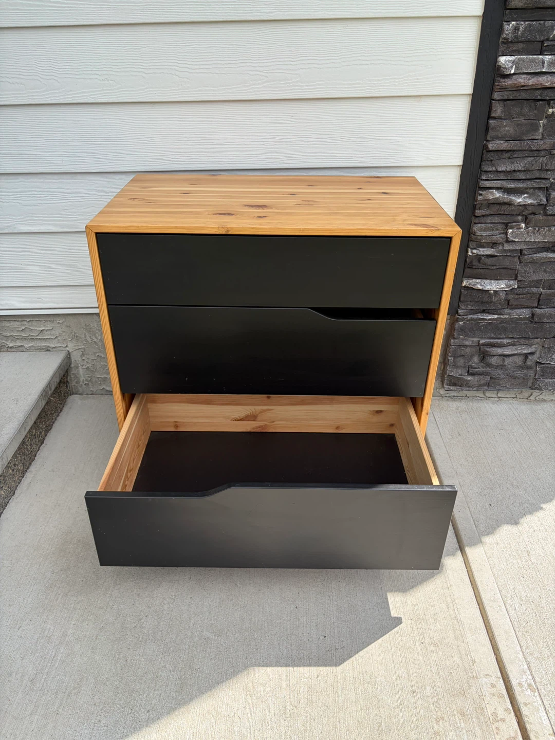 IKEA dresser with 3 drawers black with wooden frame - photo 5