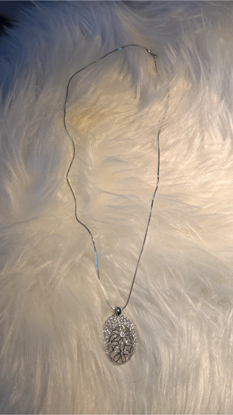Silver 925 Pendant Necklace with Flower Design - photo 3