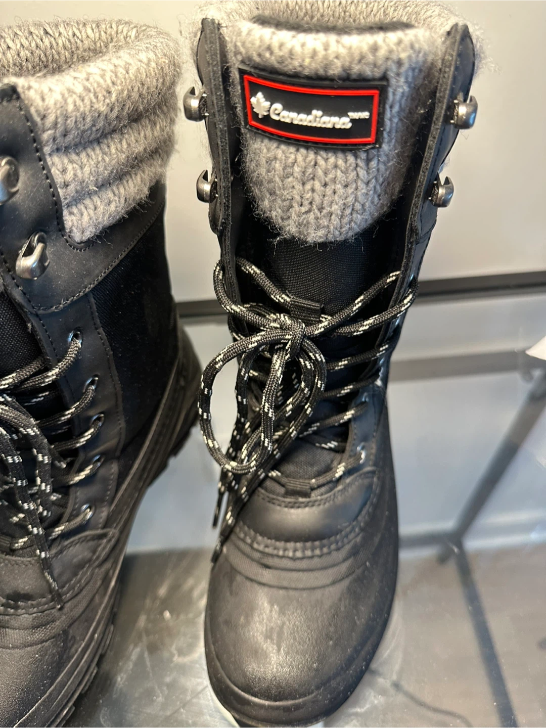 Canadiana Women's Winter Boots Size 7 - photo 2