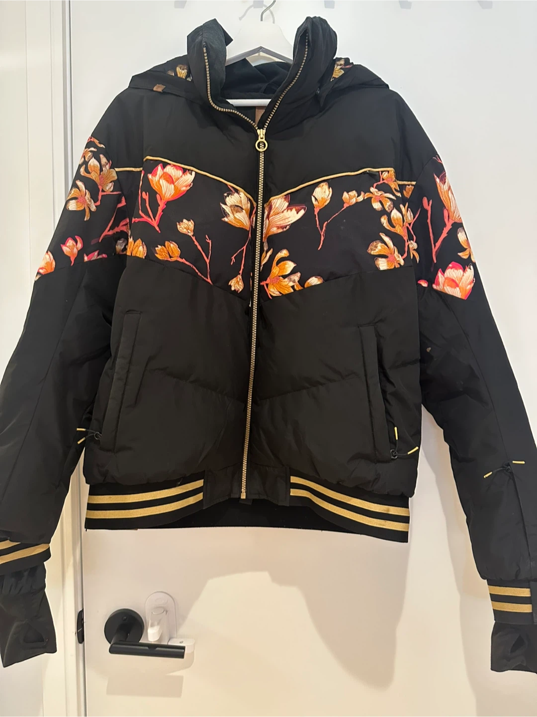 Roxy Puffer Jacket with Floral Print - XL - photo 2