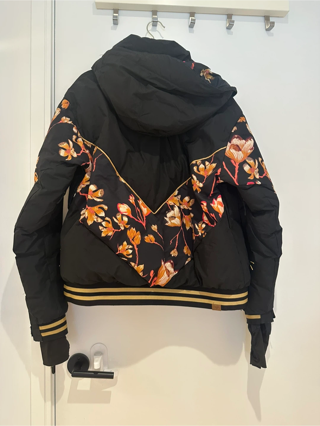 Roxy Puffer Jacket with Floral Print - XL - photo 5