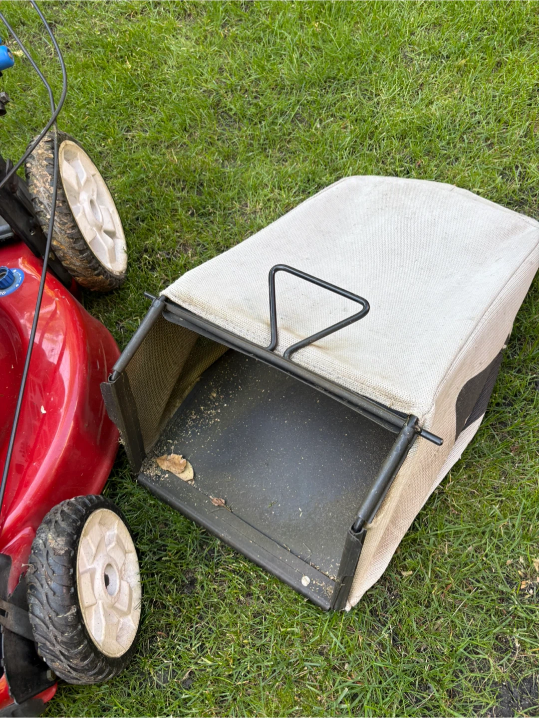Toro Recycler SmartStow Lawn Mower - photo 3