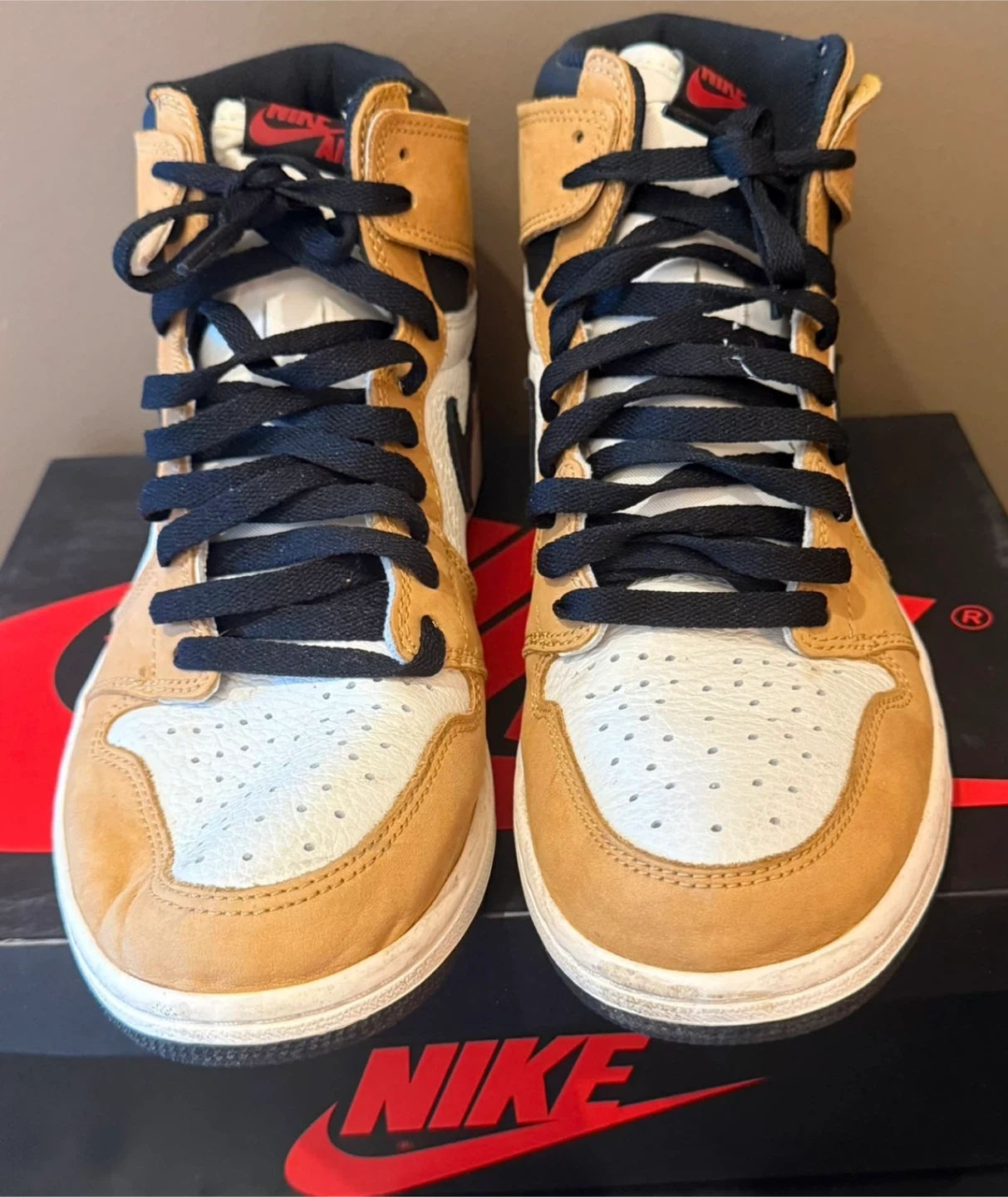 Nike Air Jordan 1 Men’s Sneakers Size 9.5/ Authentic - photo 3
