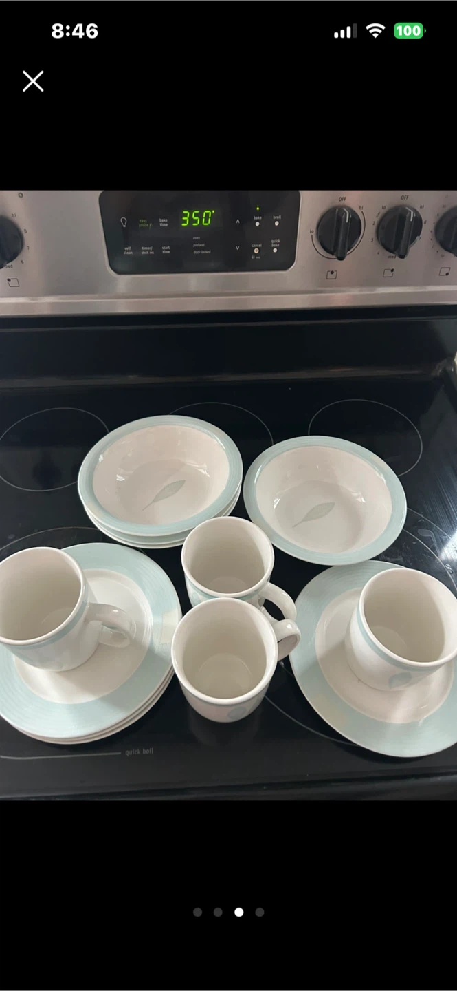 Togo Dinnerware Set - photo 2