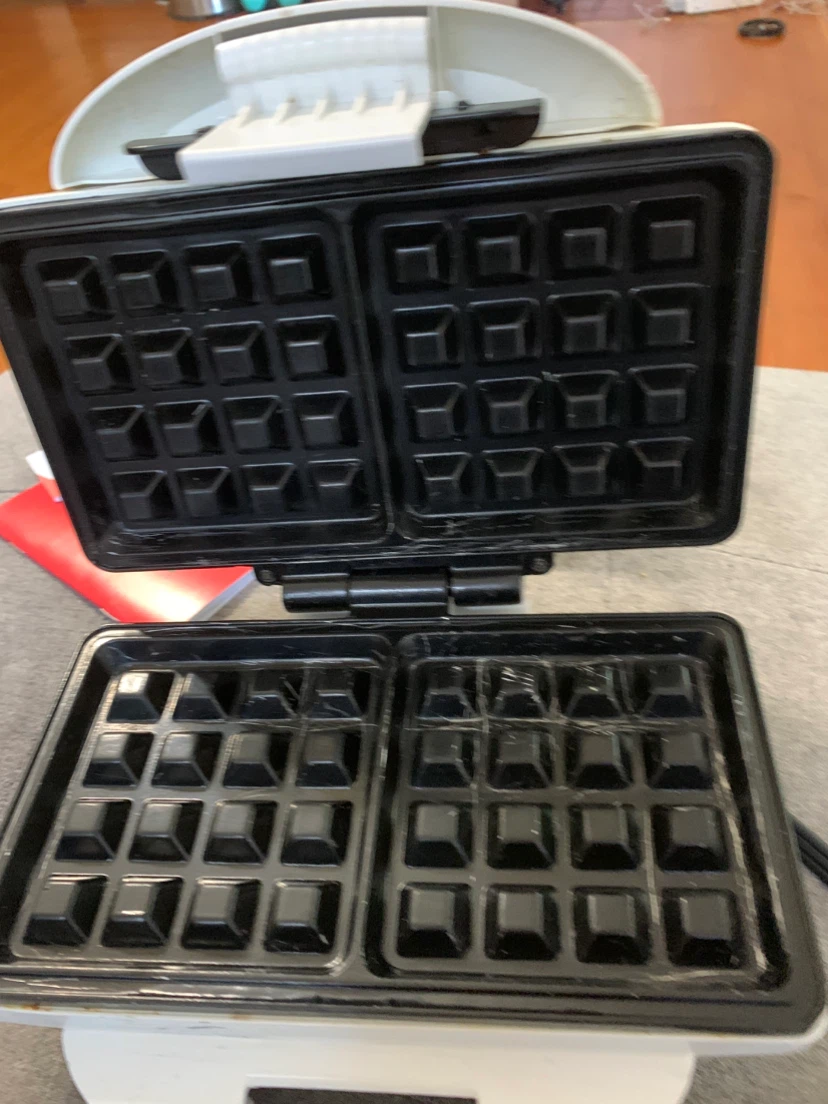 Salton Waffle Maker call 672-975-5756