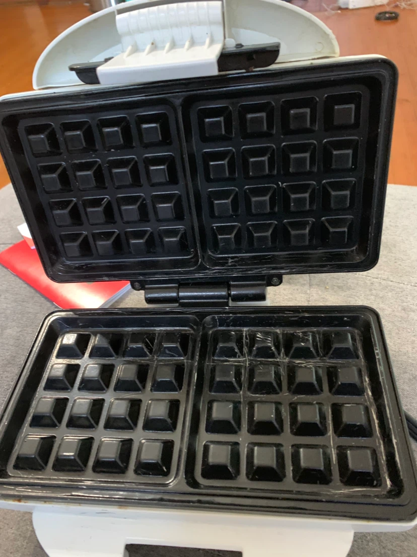 Salton Waffle Maker call 672-975-5756 - photo 3
