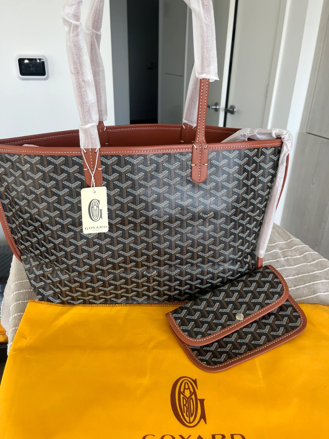 Goyard Tote Bag with Pouch - photo 3