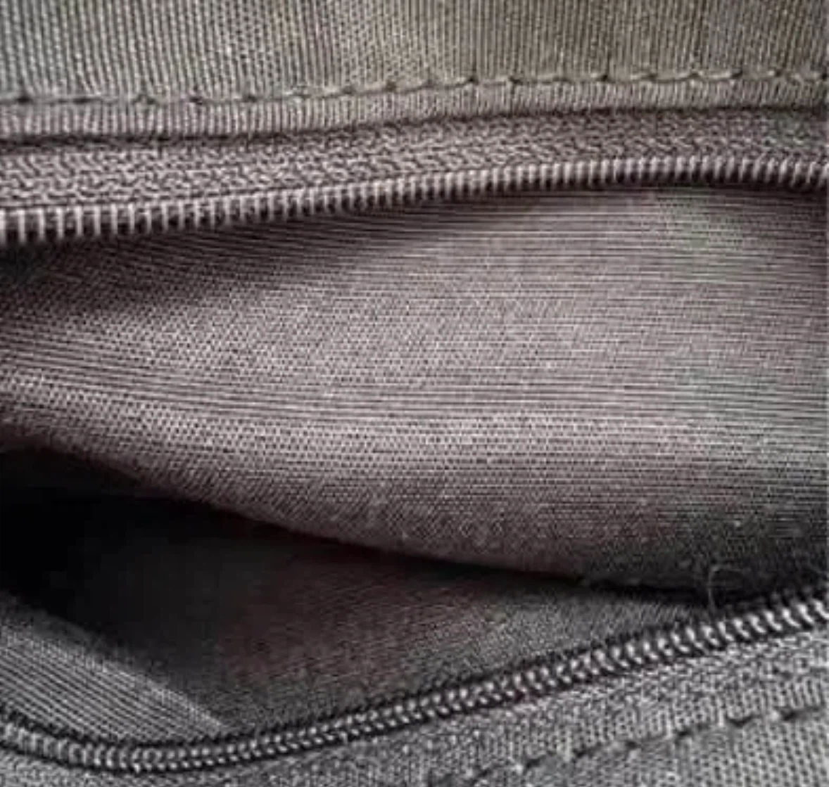 Shoulder bag- Like new, Free - photo 3