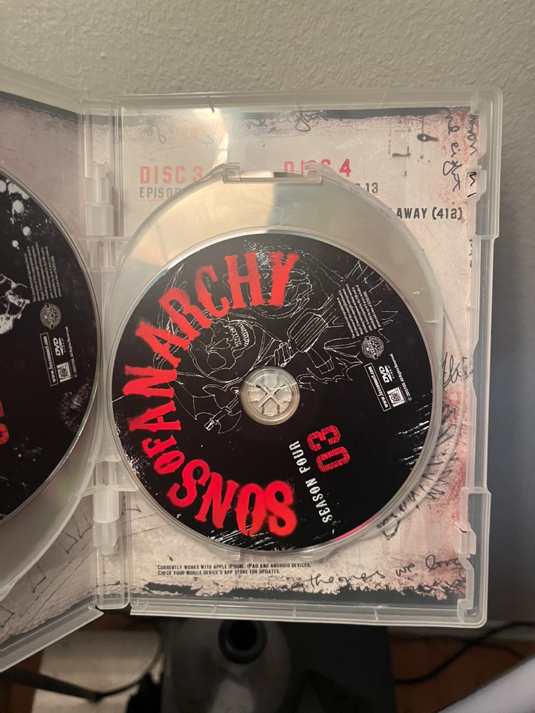 Sons of Anarchy Season Four DVD Set - photo 5